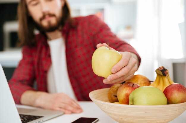 La signification de manger une pomme verte en rêve