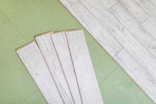 Parquet dans les toilettes : signification mystérieuse et intrigante