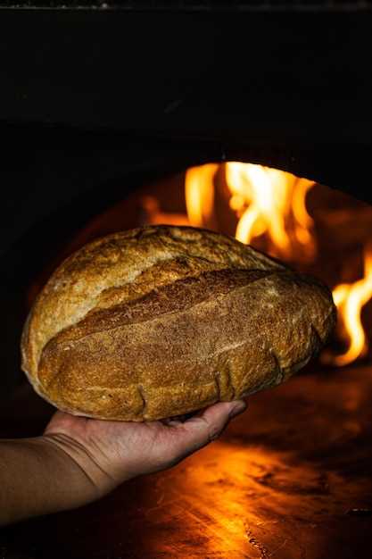 Le pain chaud dans les mains en rêve et la satisfaction des besoins physiques