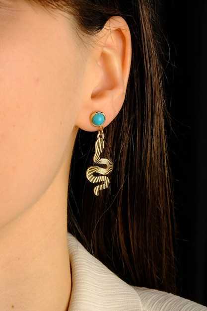 La signification personnelle des boucles d'oreilles en or