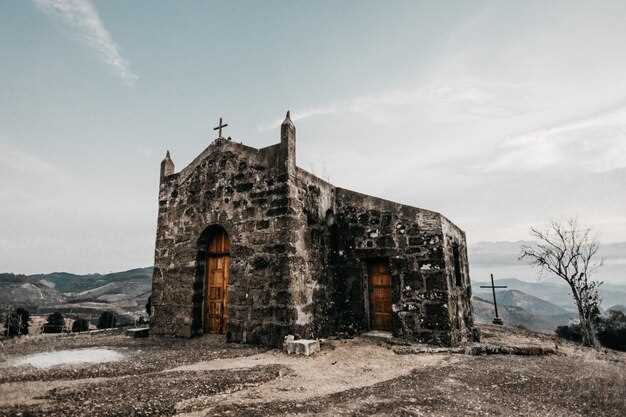 Réflexion sur les émotions liées à une maison en ruine en rêve