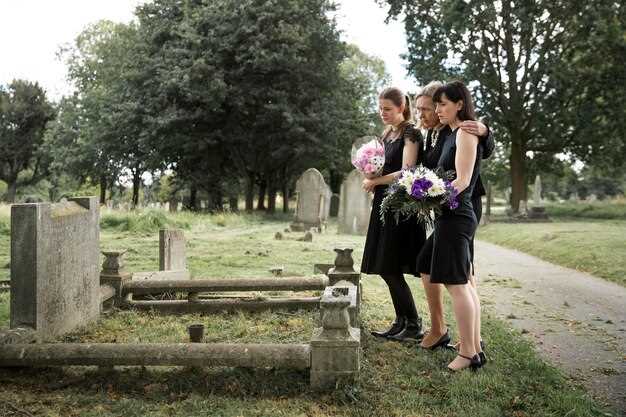 Signification et analyse de la visite du cimetière et des tombes des proches en rêve :